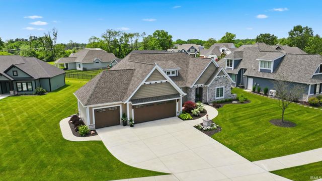 16493 Chilton Cove, Huntertown, IN 46748