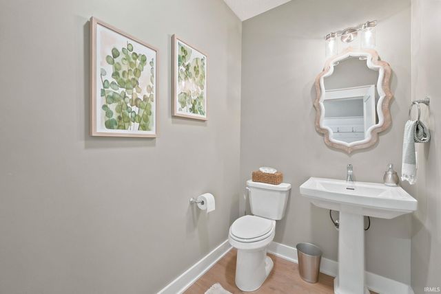 16493 Chilton Cove, Huntertown, IN 46748