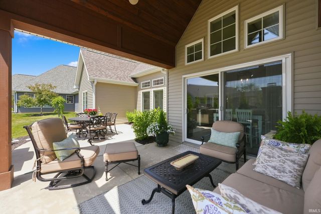 16493 Chilton Cove, Huntertown, IN 46748