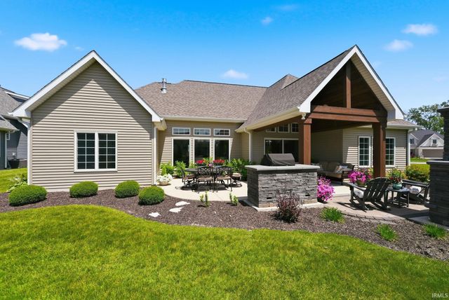 16493 Chilton Cove, Huntertown, IN 46748