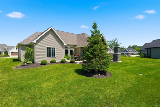 16493 Chilton Cove, Huntertown, IN 46748