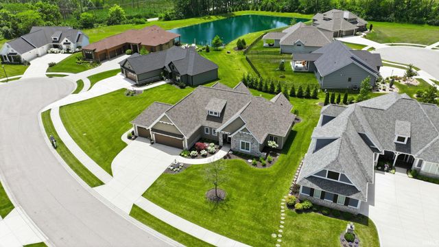 16493 Chilton Cove, Huntertown, IN 46748