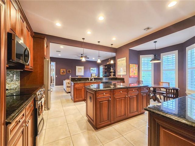 2815 Saint Barts Square, Vero Beach, FL 32967