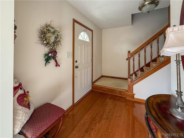 3273 Brookfield Lane, Hamburg, NY 14075
