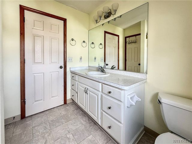3273 Brookfield Lane, Hamburg, NY 14075