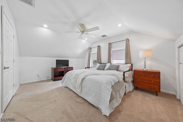 1169 Briarcliff, Rahway City, NJ 07065