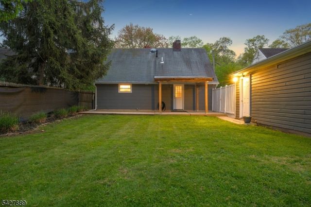1169 Briarcliff, Rahway City, NJ 07065