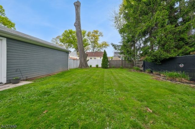 1169 Briarcliff, Rahway City, NJ 07065