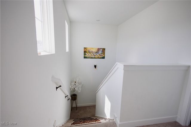 524 Auld Farm Circle, Akron, OH 44320