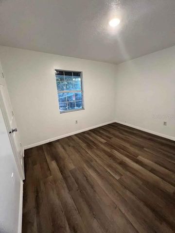 211 S 20TH STREET, Haines City, FL 33844