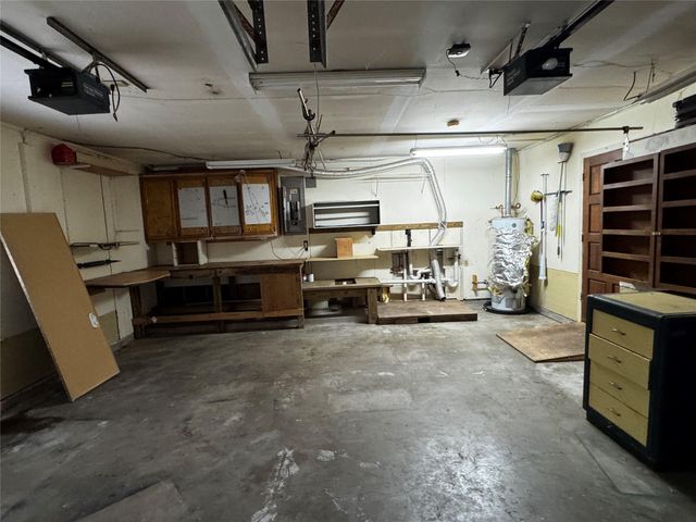 202 Hardy Street, Bacliff, TX 77518