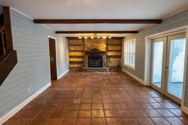 202 Hardy Street, Bacliff, TX 77518