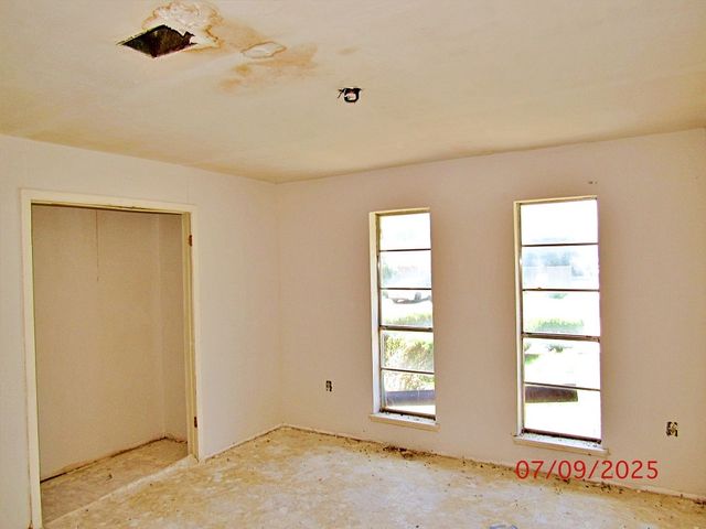 1021 S Murray Street, Mckinney, TX 75069