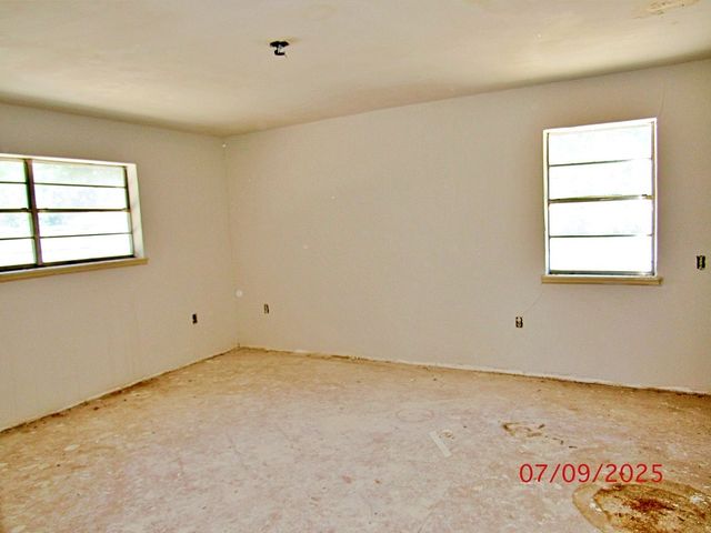 1021 S Murray Street, Mckinney, TX 75069