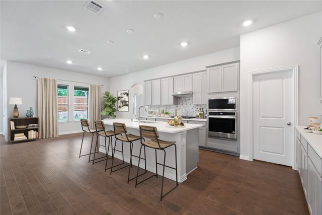 815 Anthem Lane, Forney, TX 75126