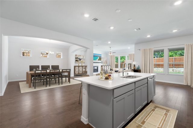 815 Anthem Lane, Forney, TX 75126