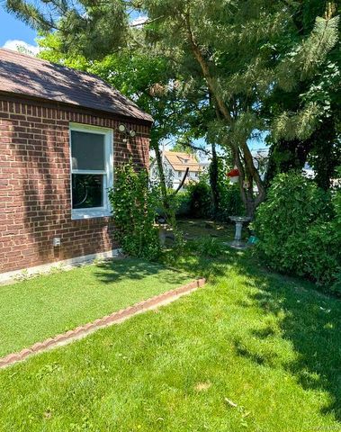 15-17 146th Street, Whitestone, NY 11357