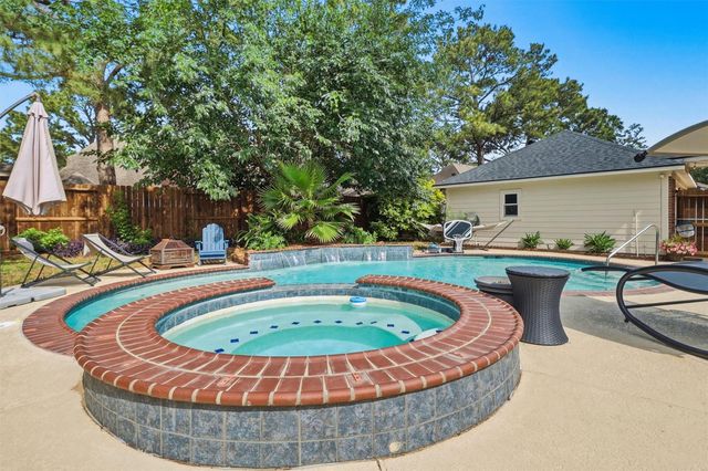 7818 Palm Brook Court, Houston, TX 77095