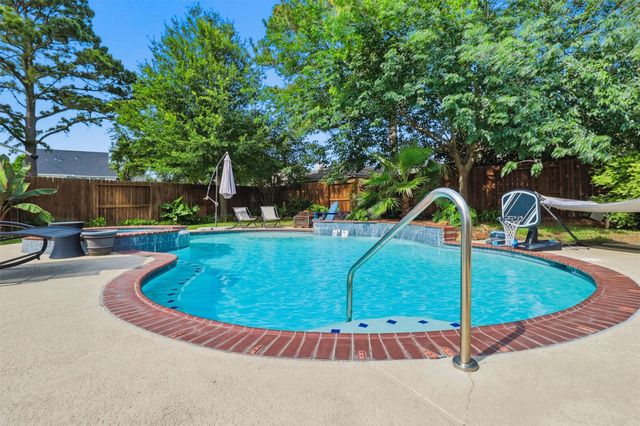 7818 Palm Brook Court, Houston, TX 77095