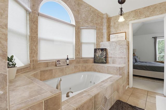 7818 Palm Brook Court, Houston, TX 77095