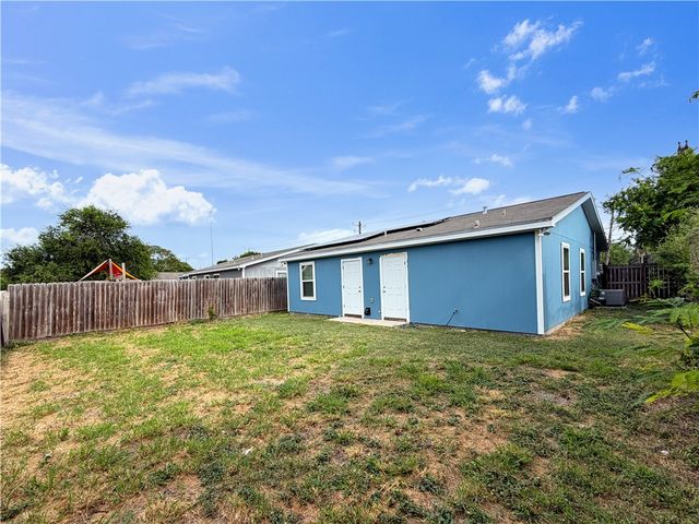 1914 Lipan St, Corpus Christi, TX 78408
