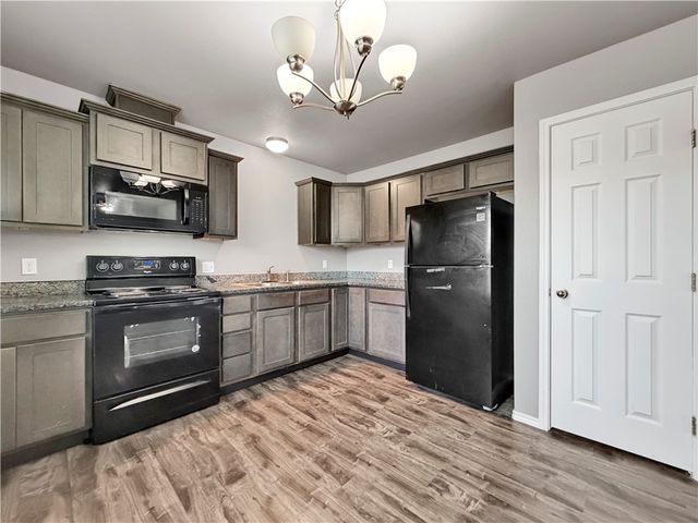 1914 Lipan St, Corpus Christi, TX 78408