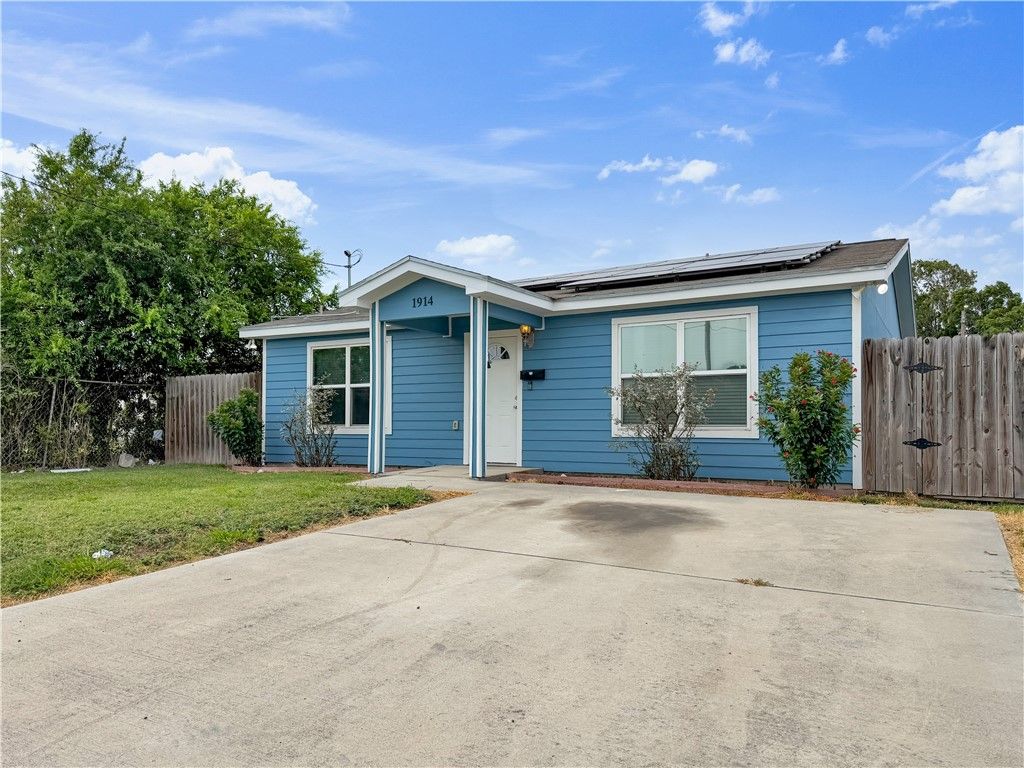 1914 Lipan St, Corpus Christi, TX 78408 — photo 3