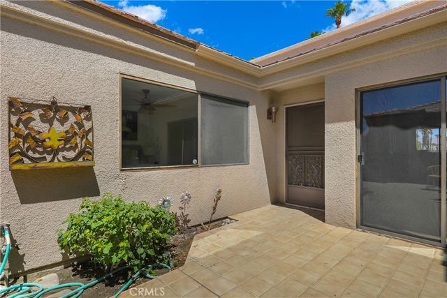 76238 Honeysuckle Drive, Palm Desert, CA 92211