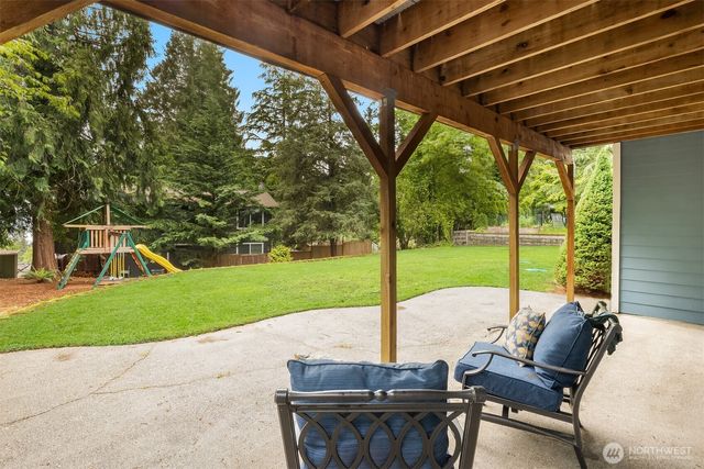 211 210th Avenue NE, Sammamish, WA 98074