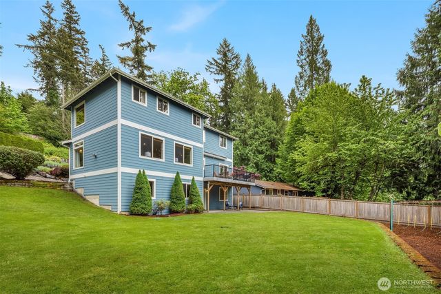 211 210th Avenue NE, Sammamish, WA 98074