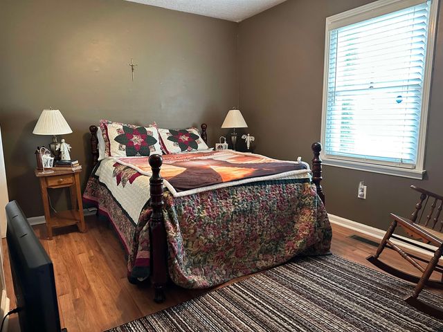 92 PURON RD, Adamsville, TN 38310