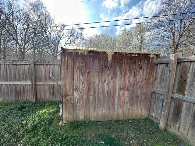 92 PURON RD, Adamsville, TN 38310