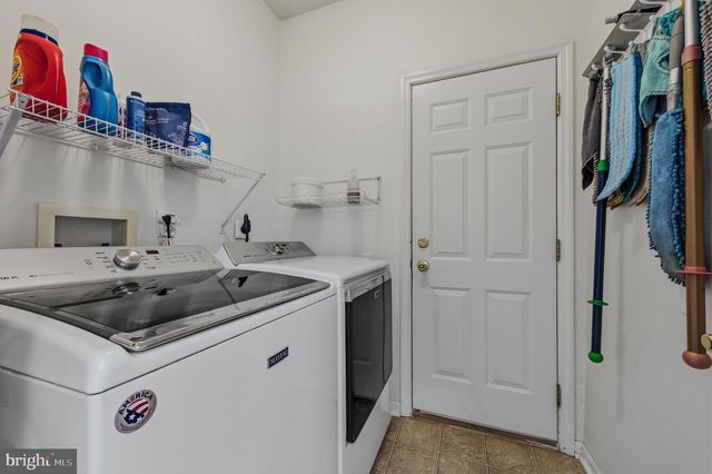 241 PORKY OLIVER DR, Middletown, DE 19709