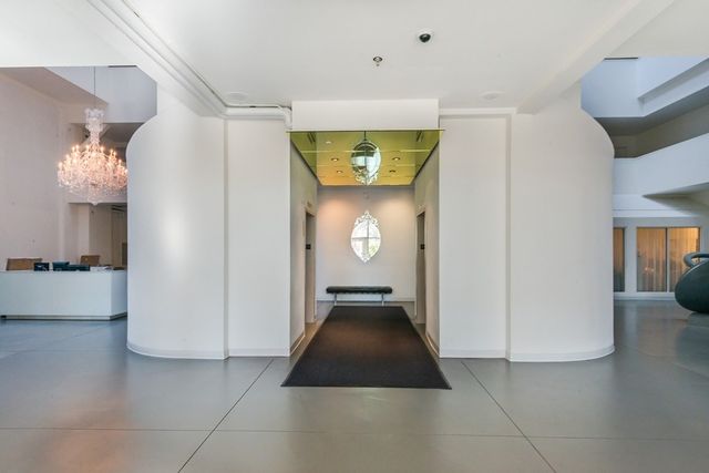 42 8th St 5-519, Boston, MA 02129