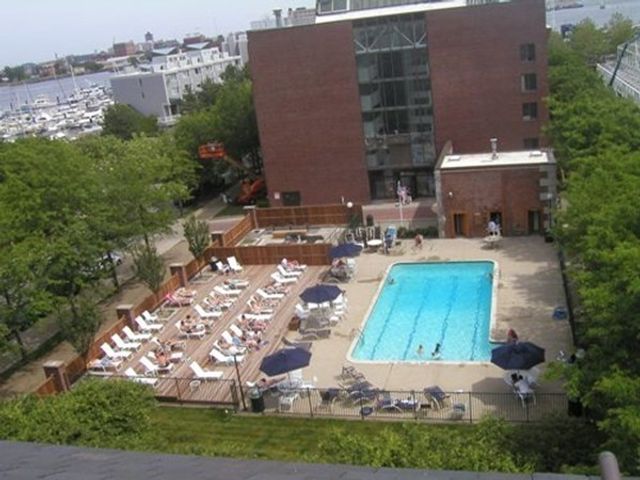 42 8th St 5-519, Boston, MA 02129
