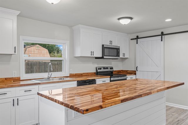 142 Millenium Avenue, Houma, LA 70364