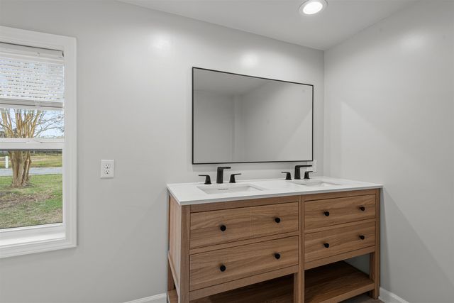 142 Millenium Avenue, Houma, LA 70364