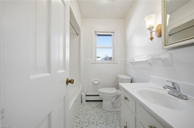 3421 Glen Arden DR, Virginia Beach, VA 23464