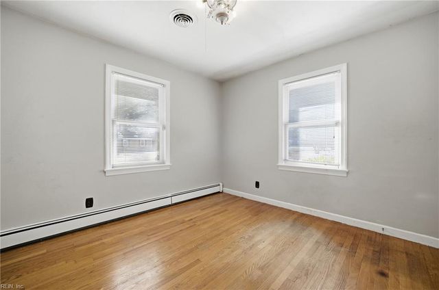 3421 Glen Arden DR, Virginia Beach, VA 23464