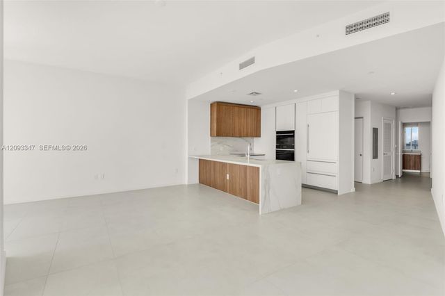 1400 Biscayne Boulevard 706, Miami, FL 33132