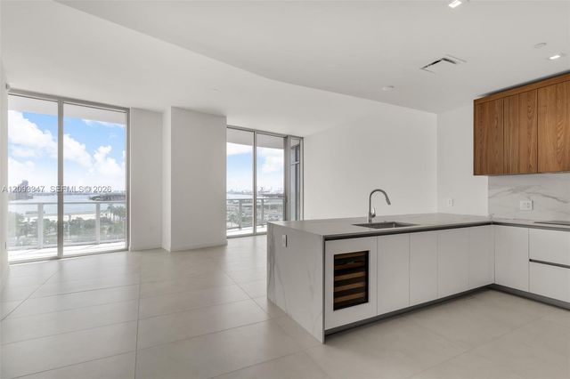 1400 Biscayne Boulevard 706, Miami, FL 33132