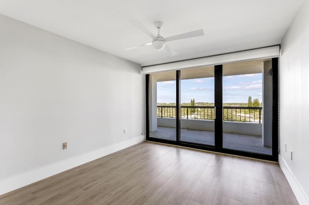 Image 15 of property listing at 1800 S Ocean Boulevard 7c, Boca Raton, FL 33432