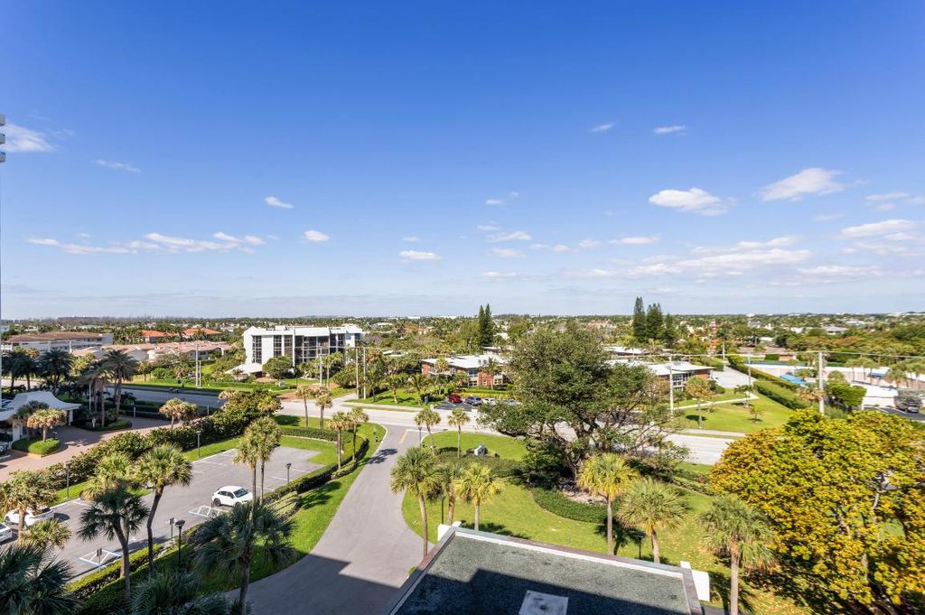 Image 19 of property listing at 1800 S Ocean Boulevard 7c, Boca Raton, FL 33432