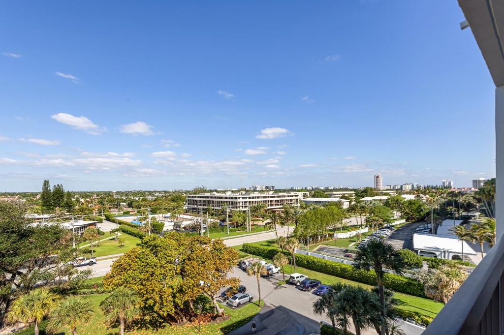 Image 31 of property listing at 1800 S Ocean Boulevard 7c, Boca Raton, FL 33432