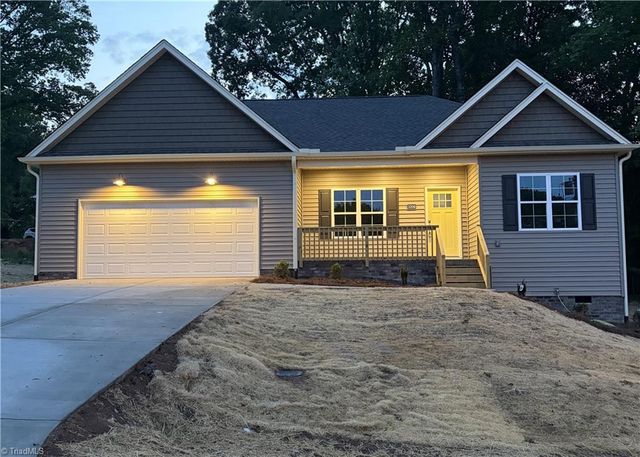 3208 Imperial Drive, Walkertown, NC 27051