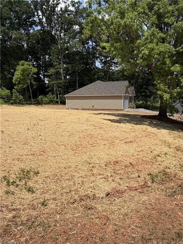 3208 Imperial Drive, Walkertown, NC 27051