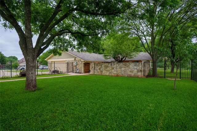 920 Brush Creek Road, Argyle, TX 76226