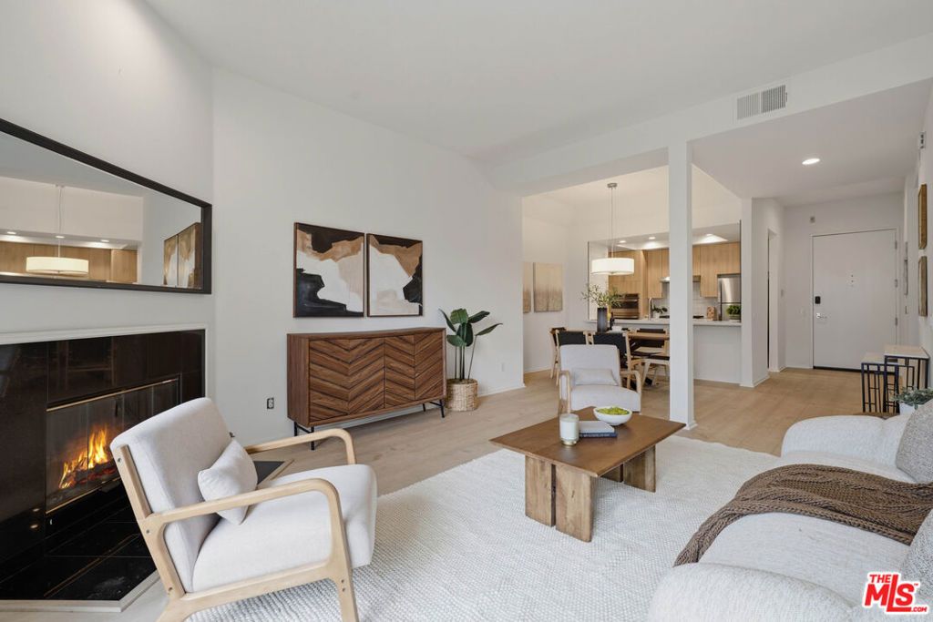 1820 S Beverly Glen Boulevard 208, Los Angeles, CA 90025 — photo 4