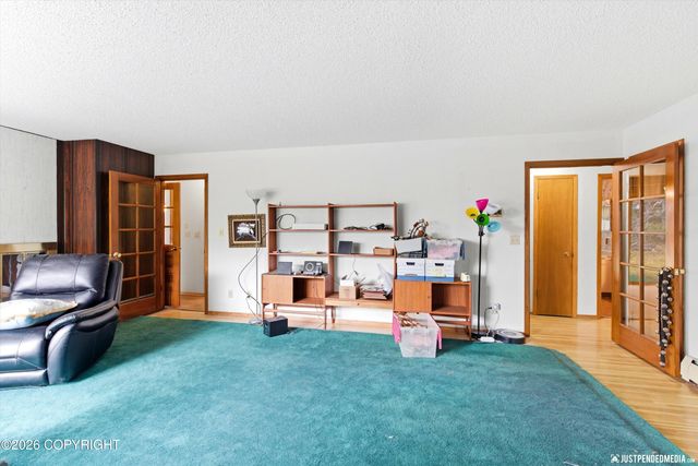 11901 Hillside Drive, Anchorage, AK 99507