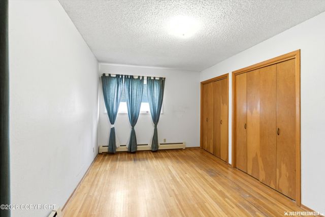 11901 Hillside Drive, Anchorage, AK 99507